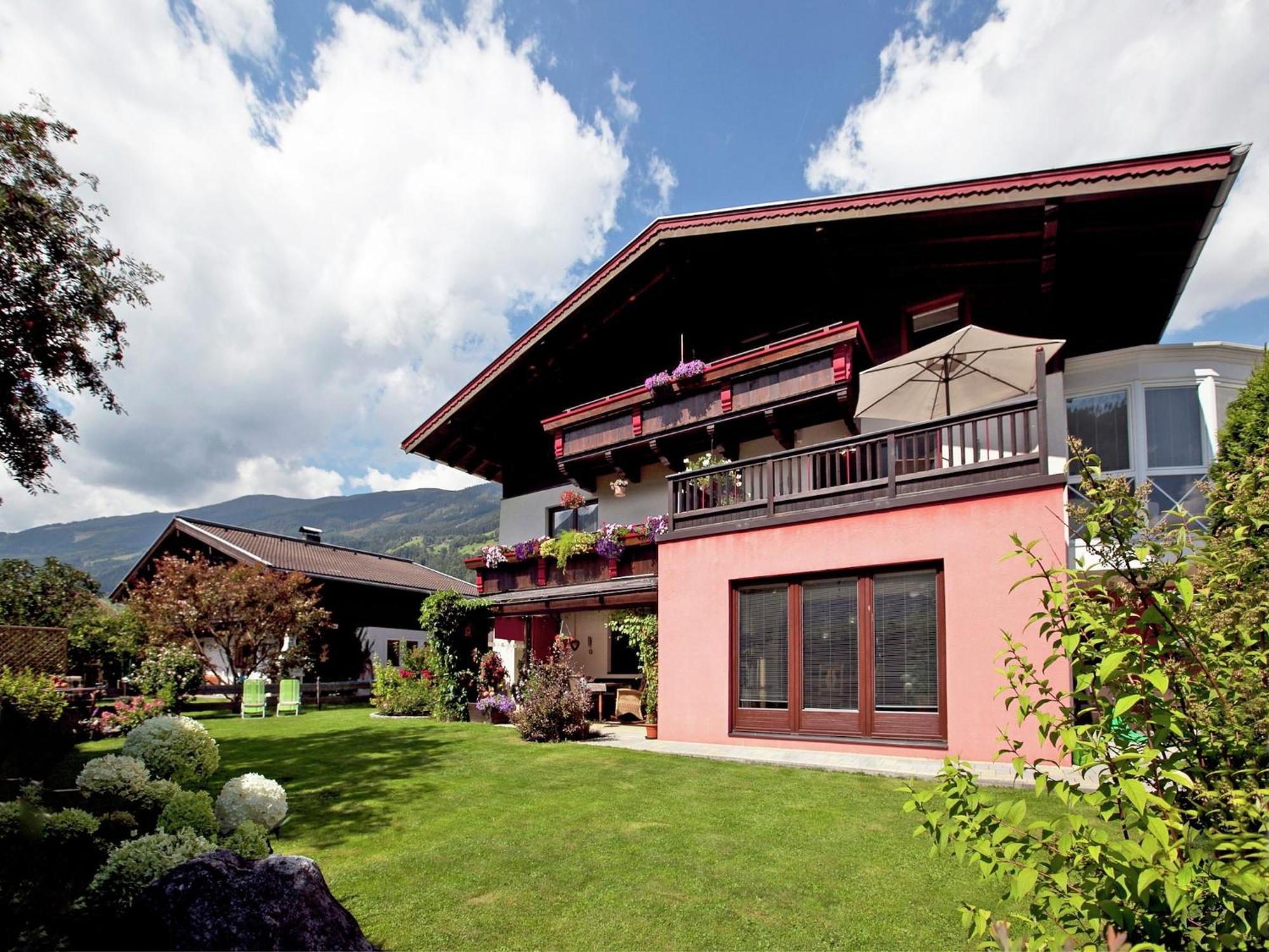 Apartment In Bramberg Am Wildkogel With Balcony Екстер'єр фото